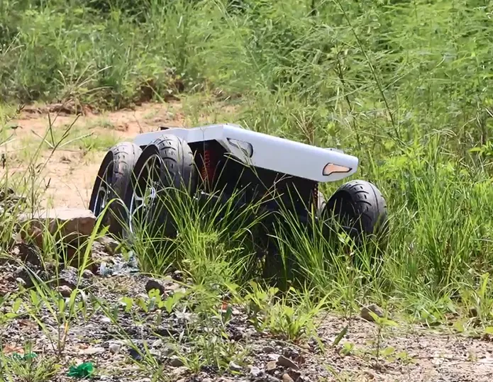 When to choose the Ackerman robot chassis ?